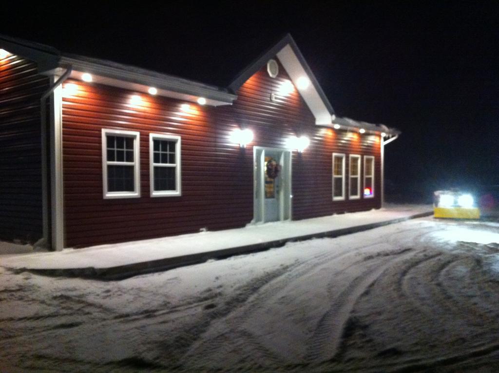 Lake Lauzon Resort Blind River 外观 照片